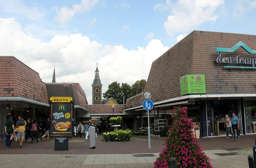 xbot1adj9b4hspcc0ar8mjw6k winkelcentrum den tempel