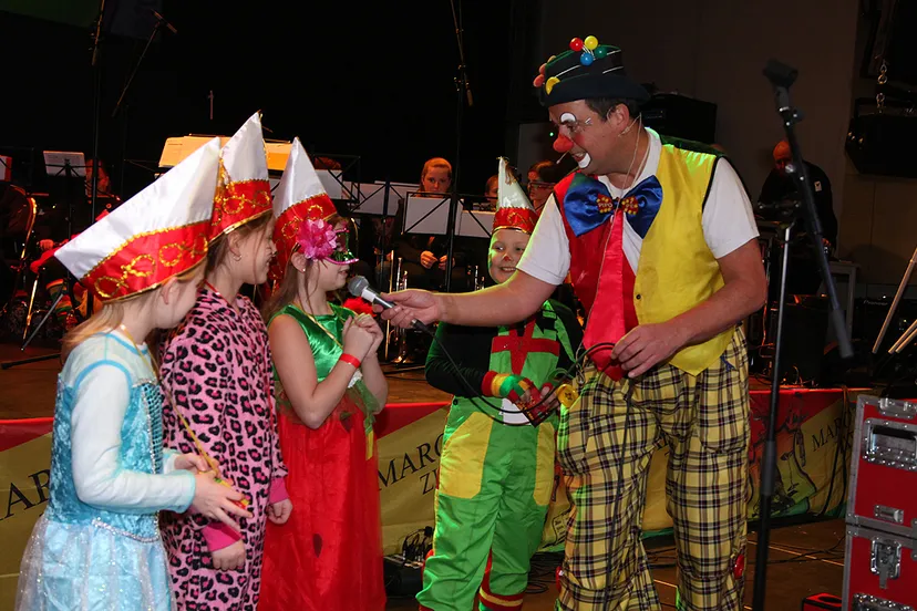 z kenjerzitting clown td 002