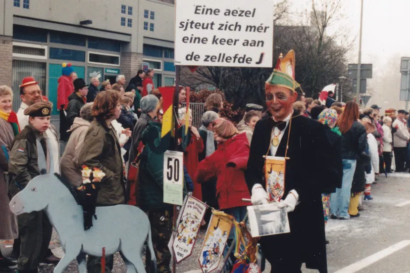 z lou cremers in optocht 1996