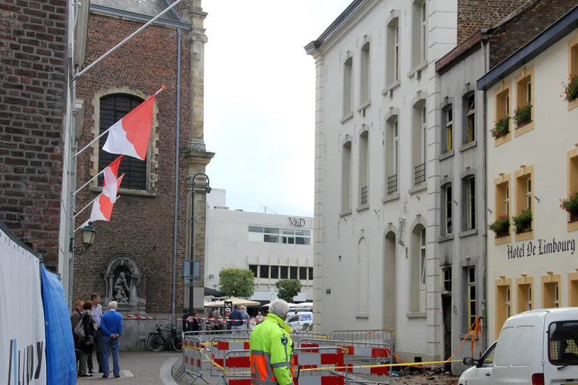 z70o3679ujxkzzx5ipu3yl321 brand oude markt day after