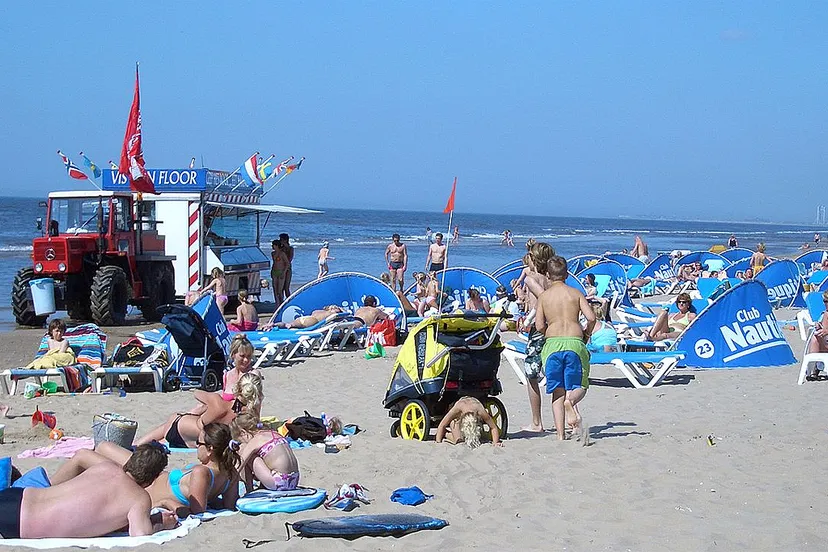 zandvoort aan zee vladimir menkov cc by sa 30 via wikimedia commons