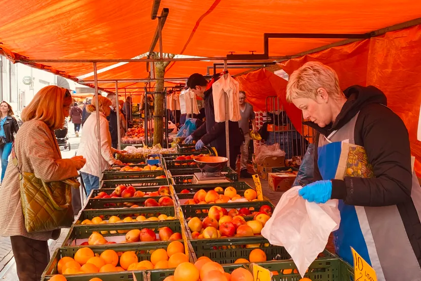 zaterdagmarkt versmarkt sittard nieuwstraat verplaatst 2