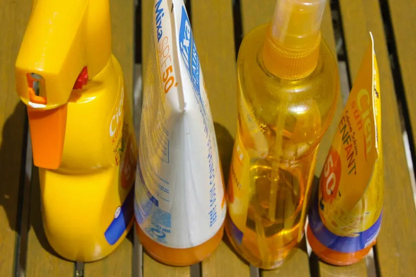 zonnebrandcreme olie cc0 via pxhere