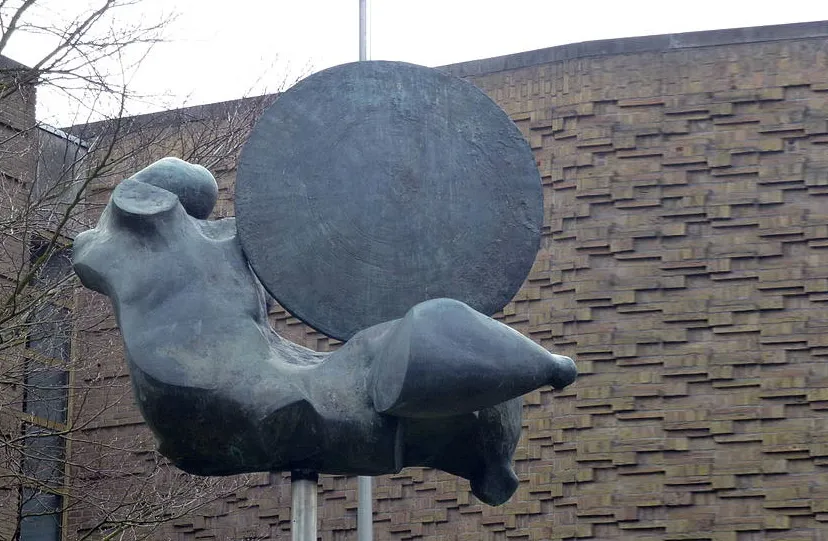 zonnestier door arthur spronken rosemoon cc by sa 30 wikimedia commons