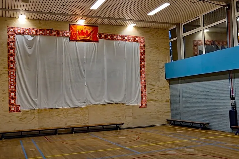 gymzaal genhout podium