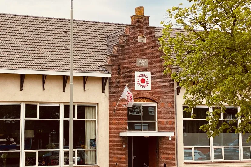 theater karroessel jupiterstraat 35 geleen