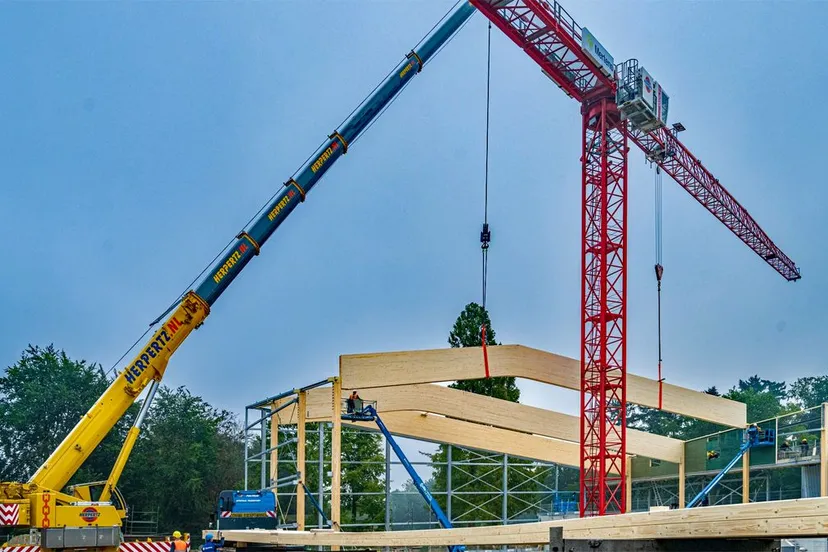 plaatsen spanten glanerbrook 50 meter bad 2024