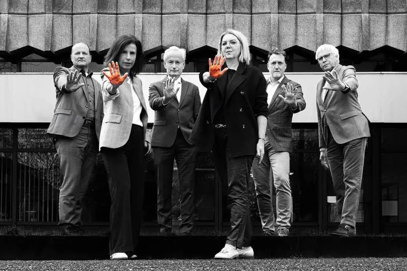 orange the world oranje hand 2024