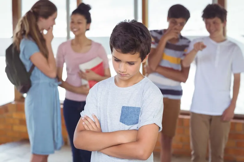 scholieren pesten medescholier