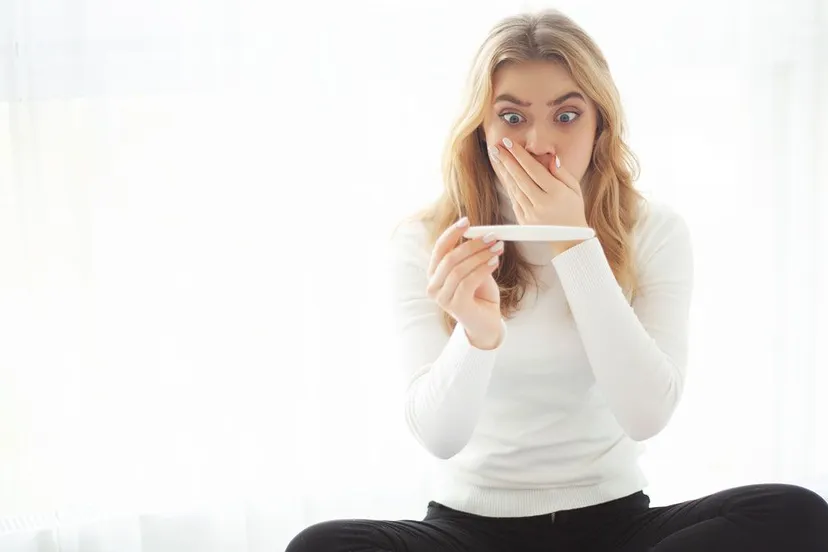 schrikken van een positieve zwangerschapstest