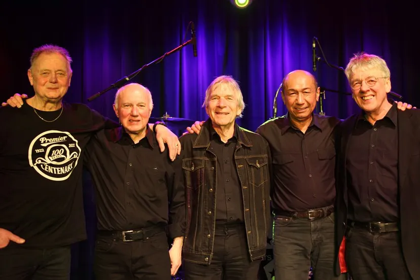 the black stars foto