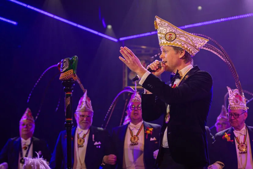 2024 11 30 marotte 13x11 galazitting rockateer teasers 004