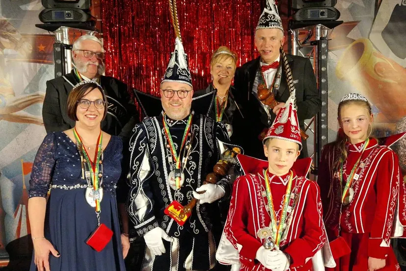 hoogheden en ierezawpens grevenbicht 2025