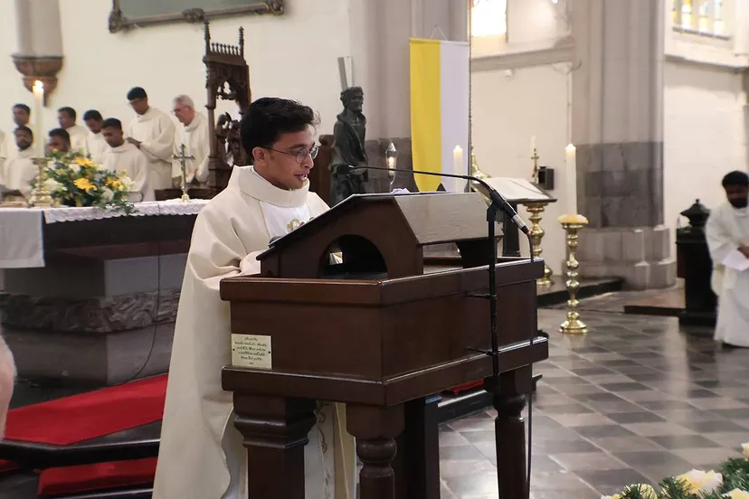 ehm kapelaan maxwell 01