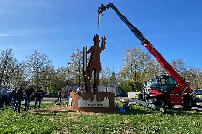 dn um terug in born 1