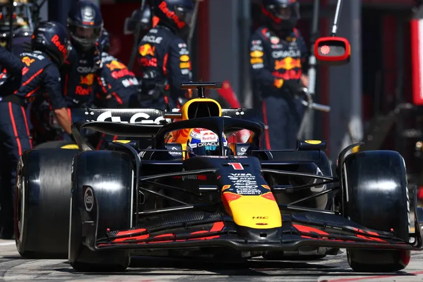 2025f1gp07 verstappen pitstop