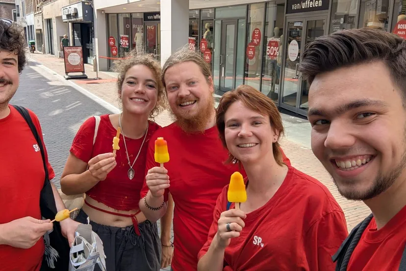 persbericht geen raketten maar raketjes 1