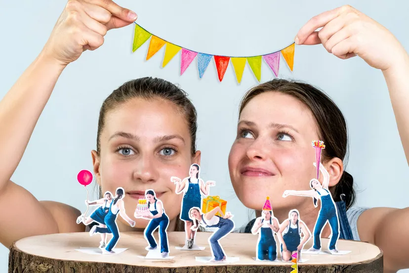 Het Laagland-Campagnebeeld Wie viert er vandaag hun verjaardag-Tetsuri Miyazaki-liggend