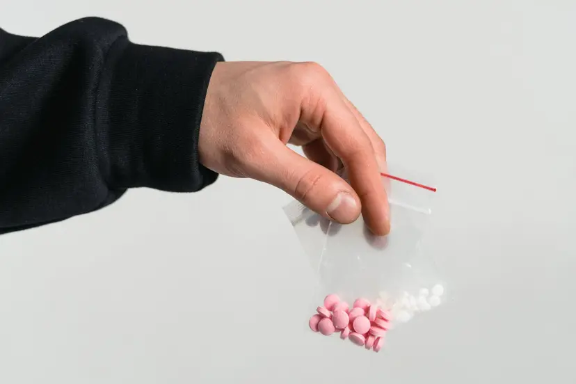 designerdrugs Mart Production, Pexels
