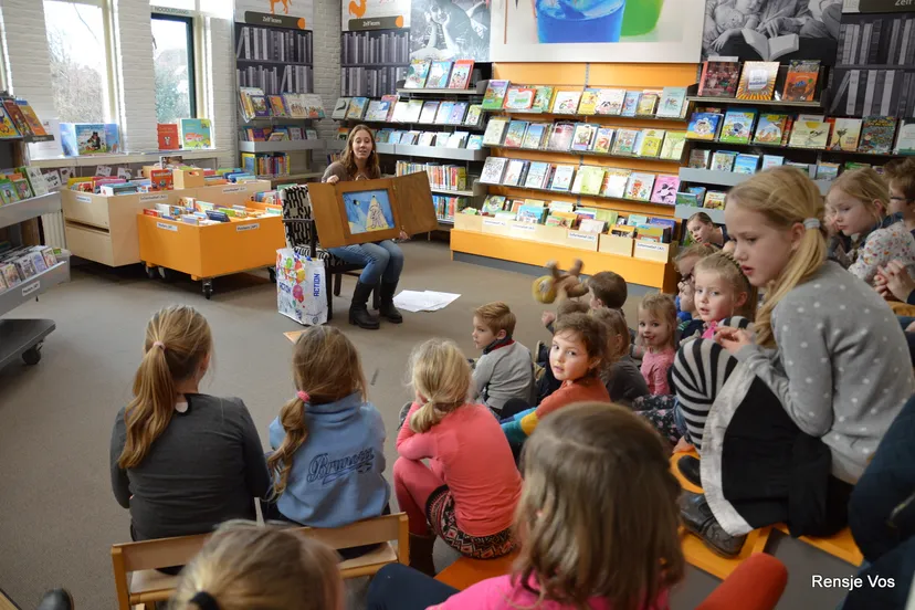 01 voorleesuurtje bieb staphorst ridder rikki mirjam voerman 11jan2017 1