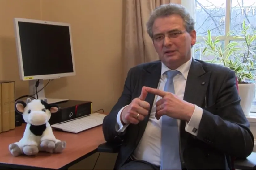 beeldcitaat youtube sgp kamerlid oud rouvener roelof bisschop over kalverliefde