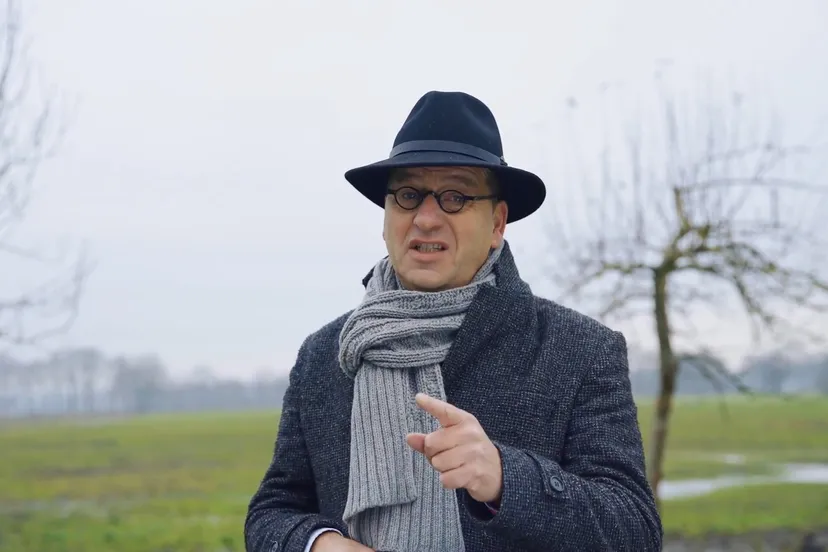 burgemeester gaat het dit jaar anders doen youtube