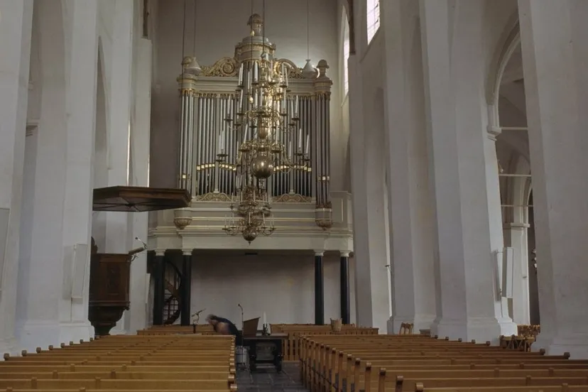 interieur overzicht naar het oosten met zicht op het orgel tiel 20384606 rce1 e1448995356675