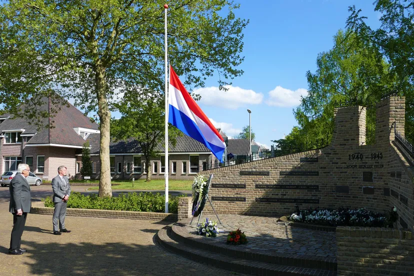 kranslegging 4 mei 2020 staphorst 5