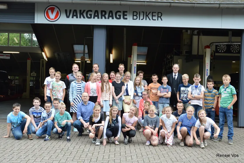 mauritsschool dag van techniek bijker autobedrijf staphorst 1juli16 54