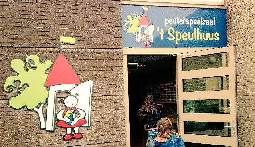 opening t speulhuus burgemeester via twitter e1429970251960