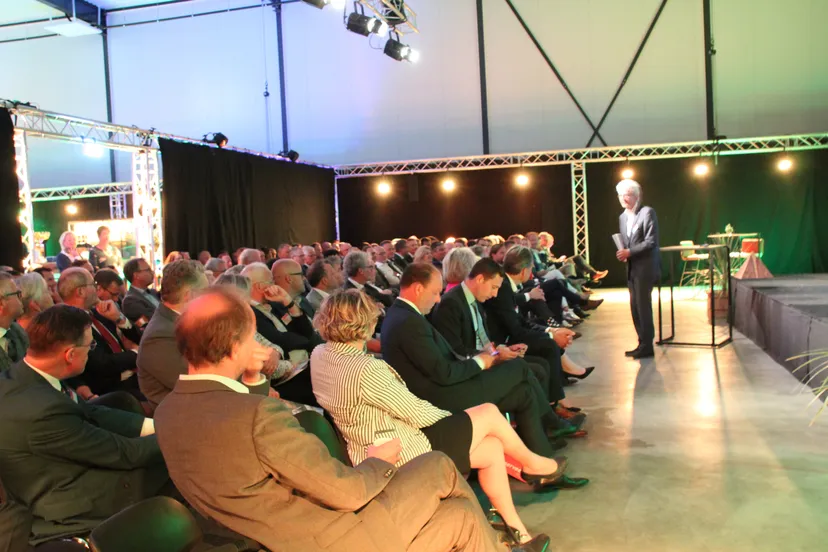pb plenaire zaal
