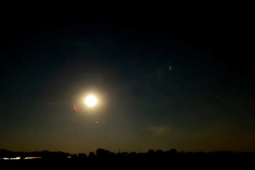 screenshot video maansverduistering