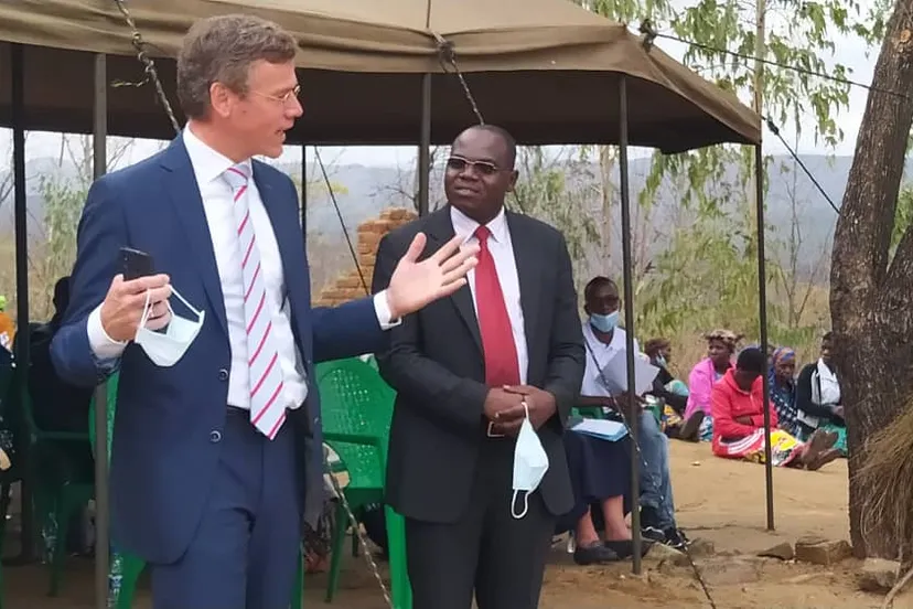 toespraak van dir j van der ham in namitalala beeld stichting stphanos