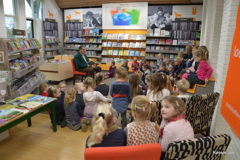 voorlezen bibliotheek staphorst 2dec2015 piet maes 1