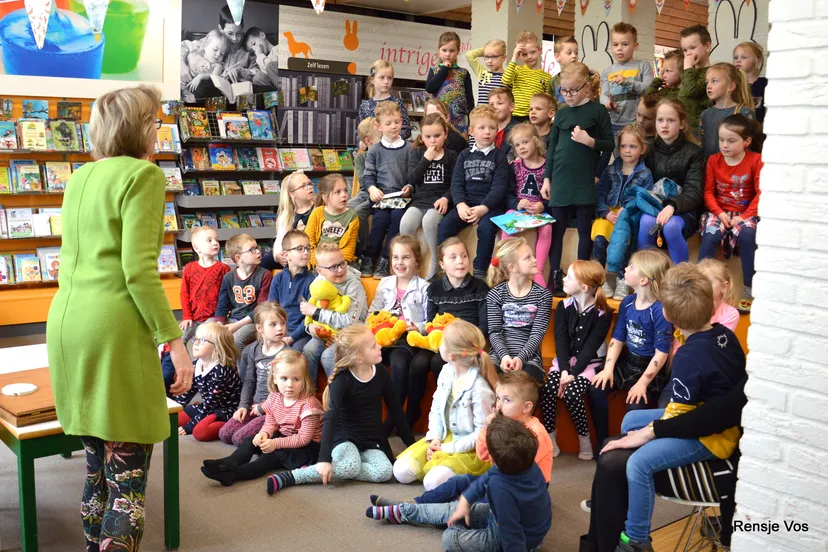 voorlezen bieb liesbeth binsbergen staphorst 3april2019 1
