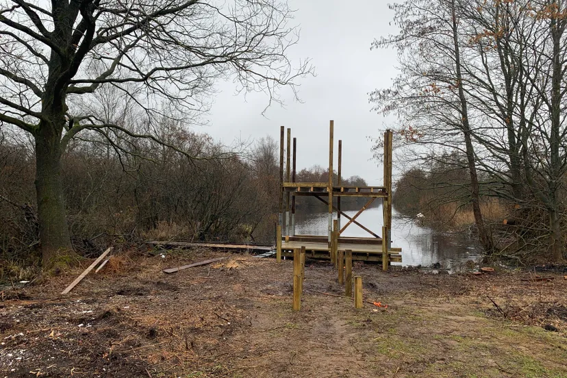 werkzaamheden vogelkijkhut zwartewatersklooster