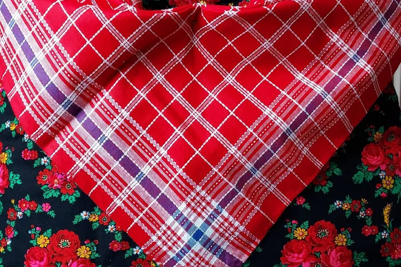 staphorster doek rood