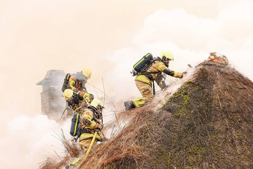 Rieten_dak_brand_1777371132