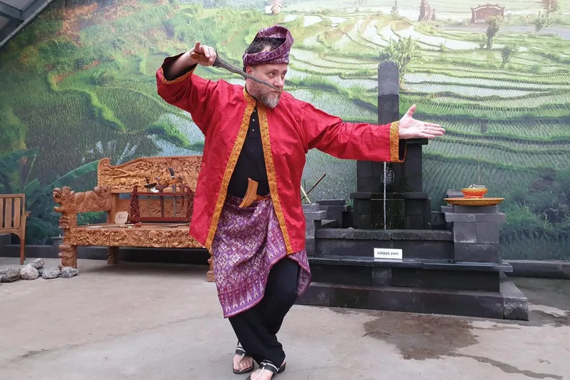 0 1086154 pentjakmelayukris