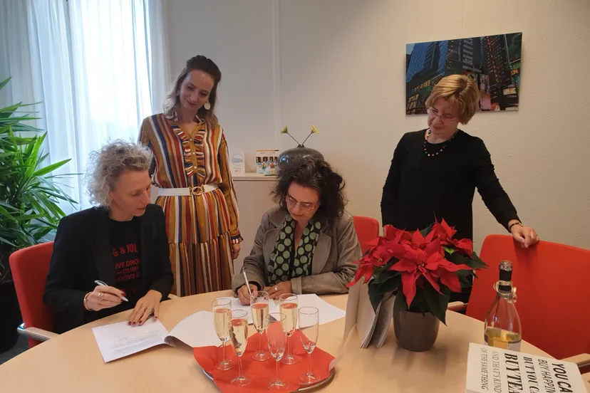 2020 01 21 bij persbericht twomorrow helpt voor dimence mensen met psychische problemen naar betaald werk