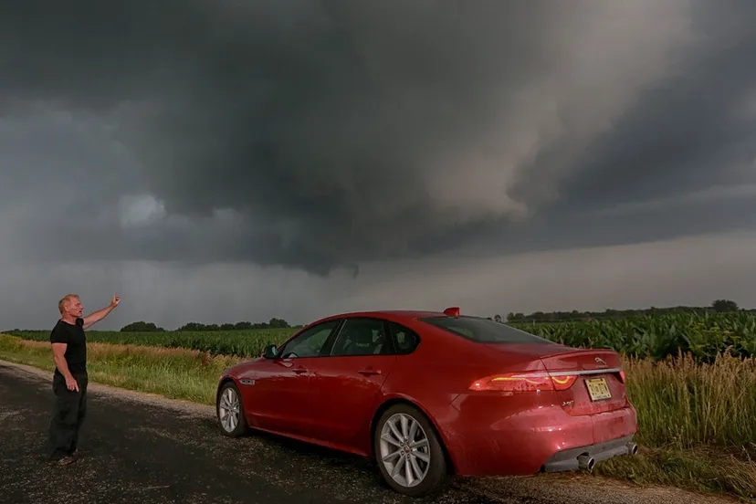 217305 jag xf tornado image 070716 06 8d8d8a large 1468226088