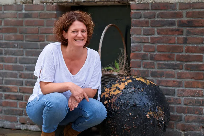 73323f83 0779 46ff a85f 030ddedcb9e4