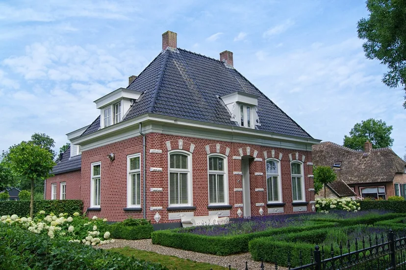 casting horn 2481497 1280