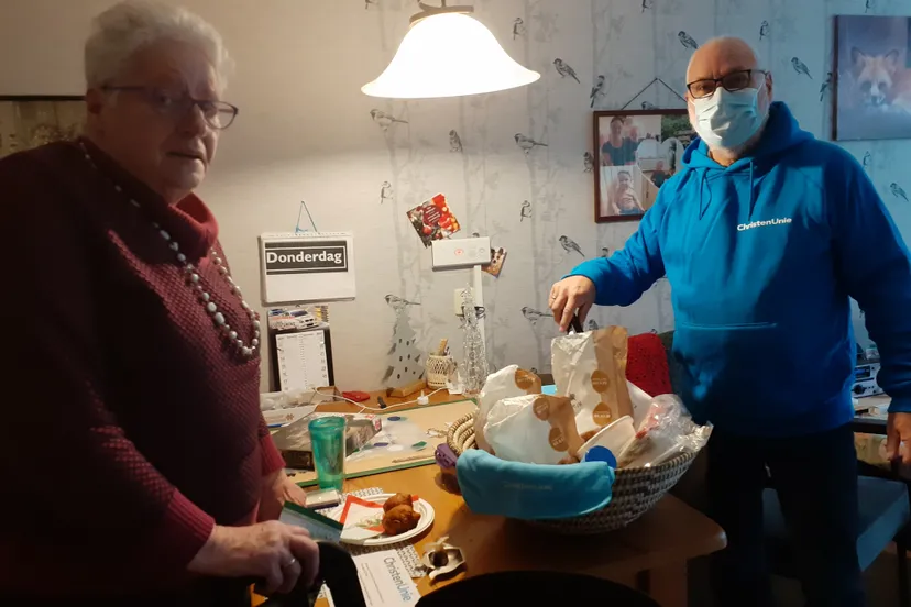 foto henk uitdelen 1