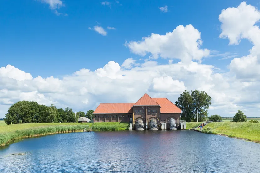 gemaal af stroink in vollenhove verkleind