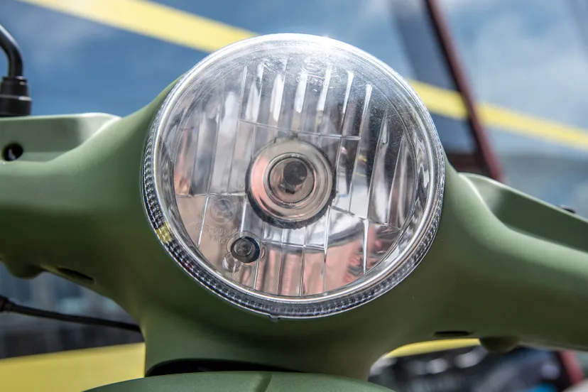 headlight 1415396 1920