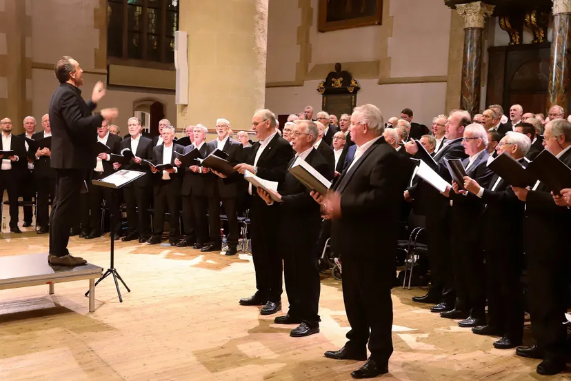 kooij groot mannenkoor