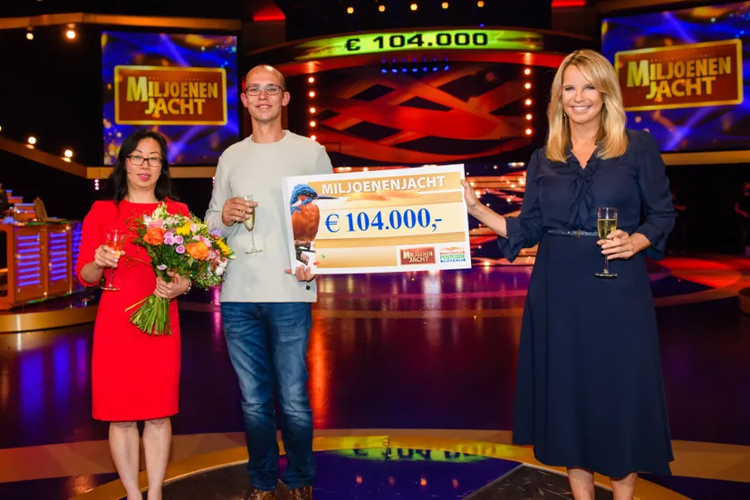 nico uit steenwijk wint 104000 euro bij tv show miljoenenjacht