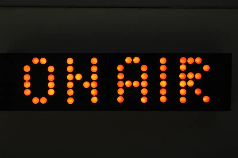 radio studio 1315232