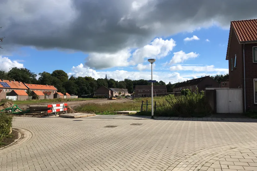 start bouw aastraat steenwijk